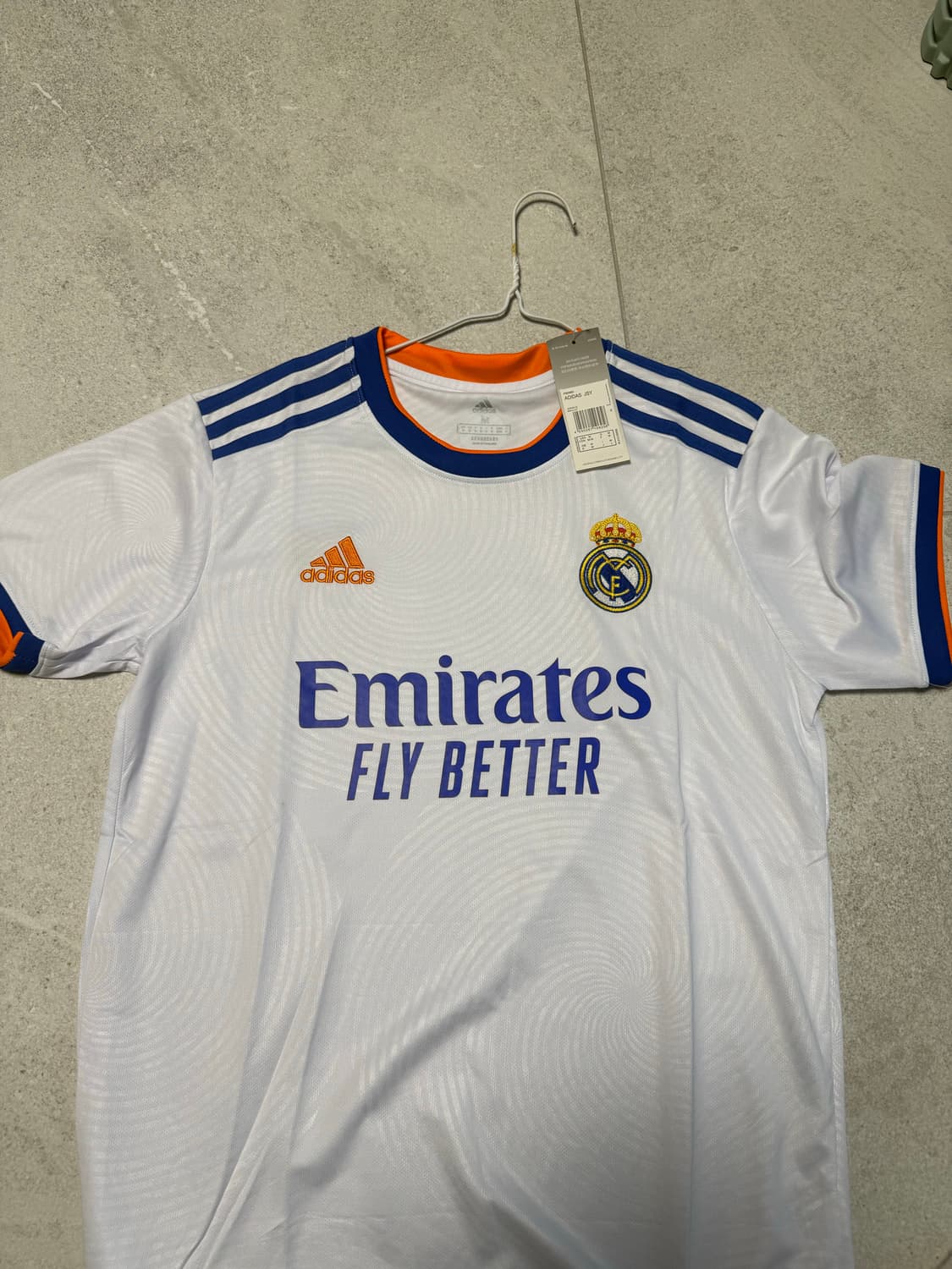 레알마드리드 유니폼 m 상품이미지1