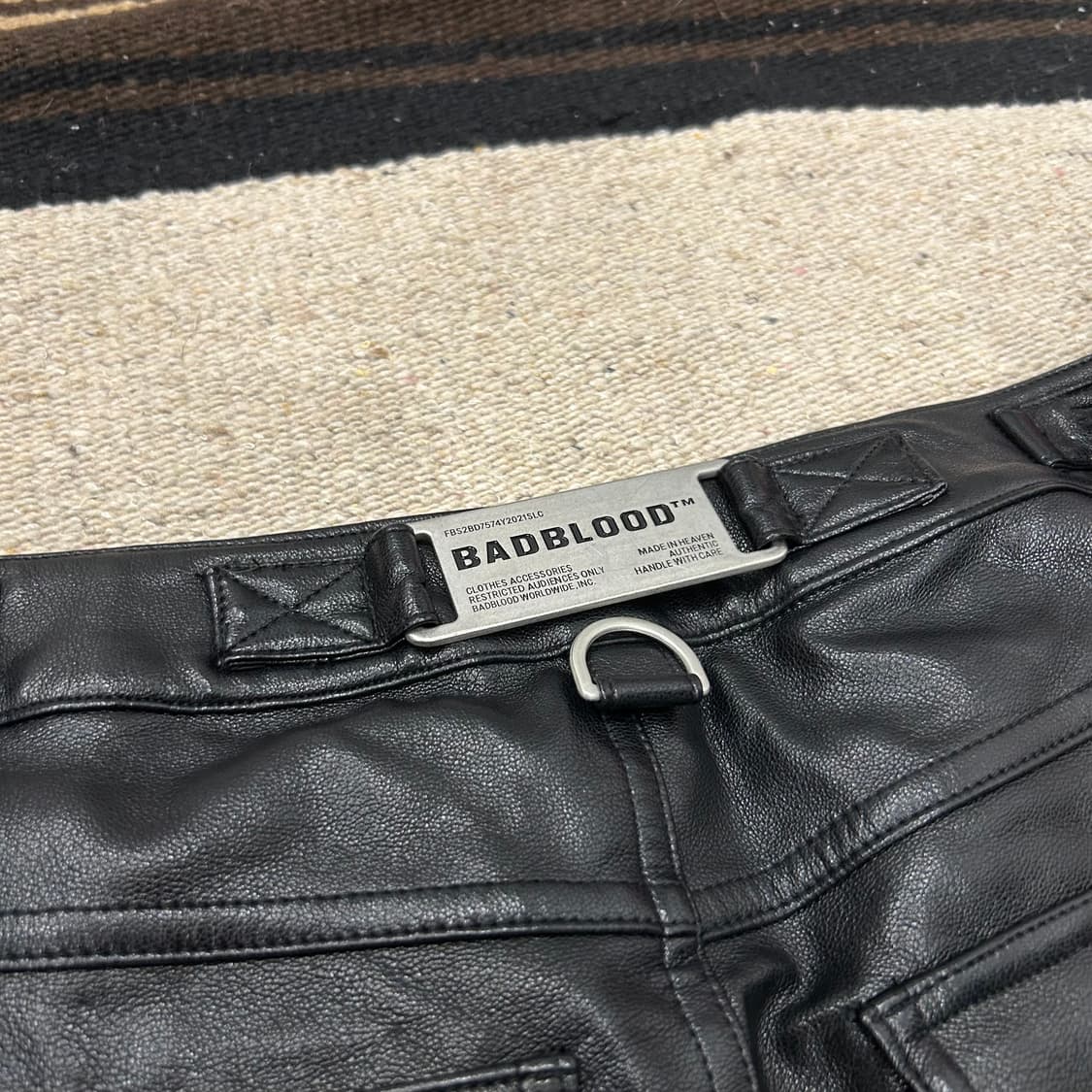 배드블러드 보니 레더 컨버터블 카고팬츠 상품이미지3
