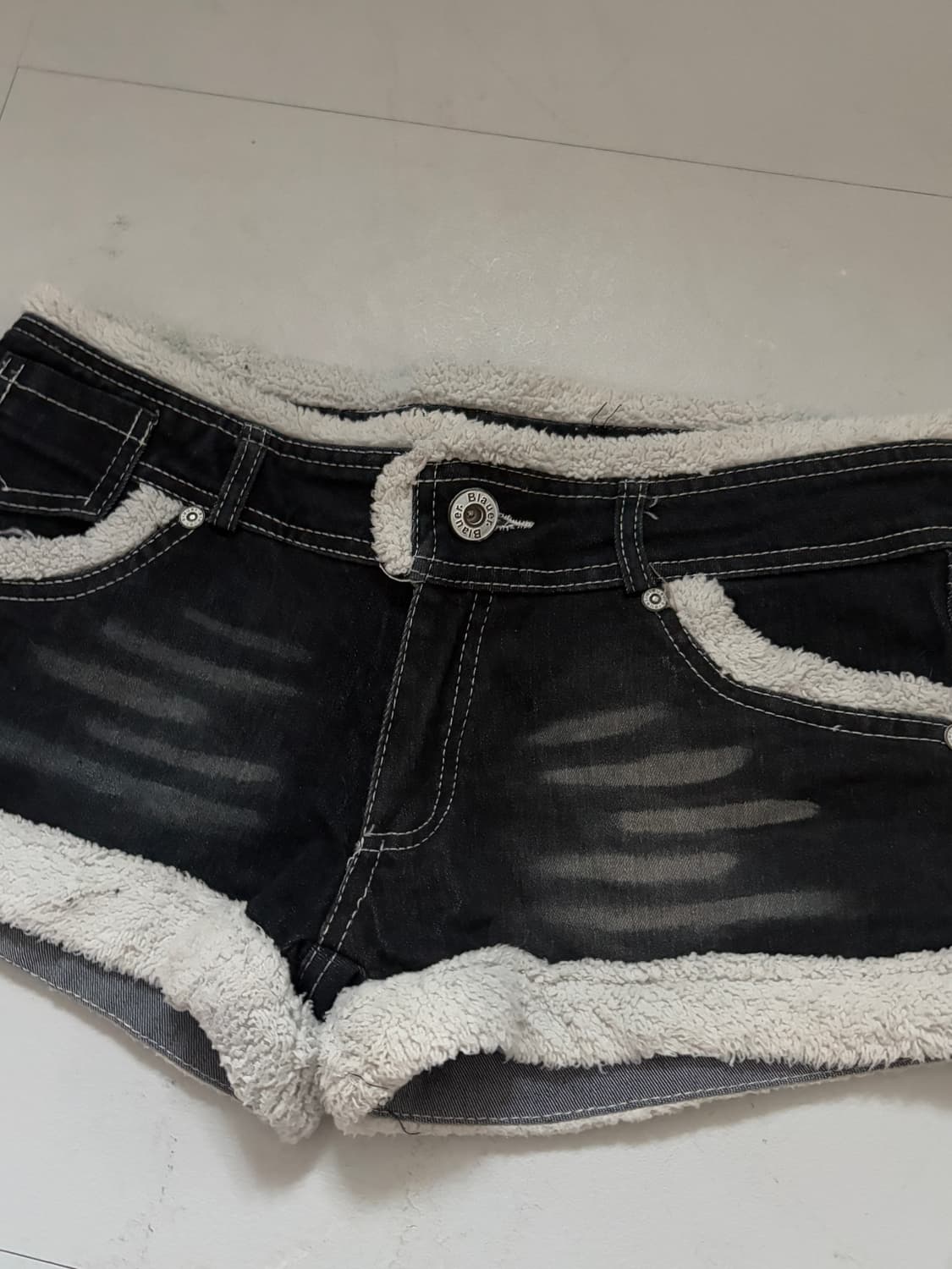 • Black denim fur pants 상품이미지4