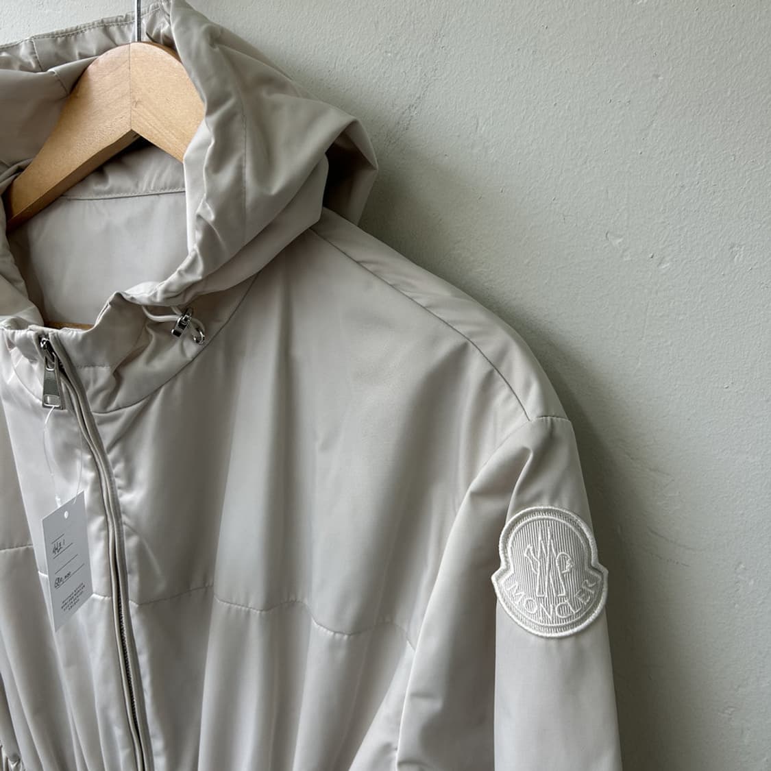 16237 - 몽클레어 우먼 알피크 바람막이 자켓 상품이미지3