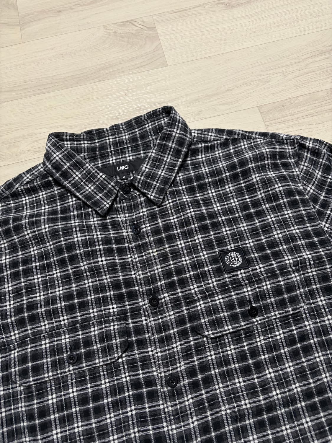 LMC 엘엠씨 플란넬 체크 셔츠 블랙 2사이즈 판매 상품이미지2