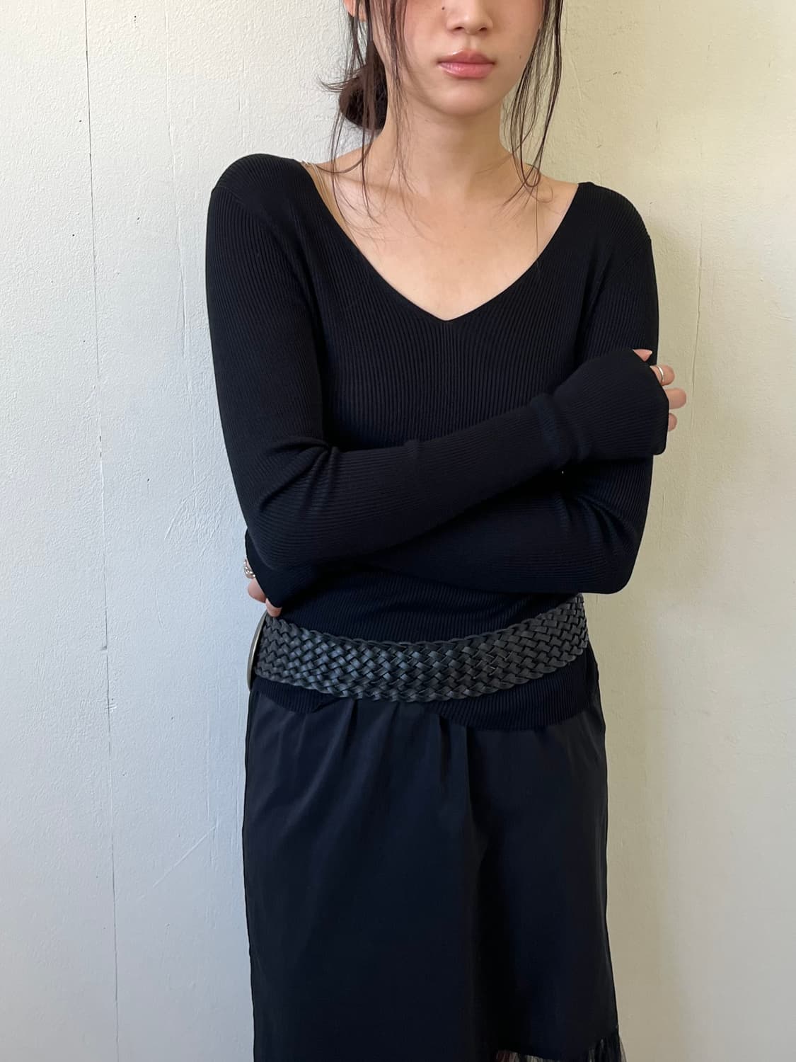 D&G 브이넥 블랙 탑 상품이미지3