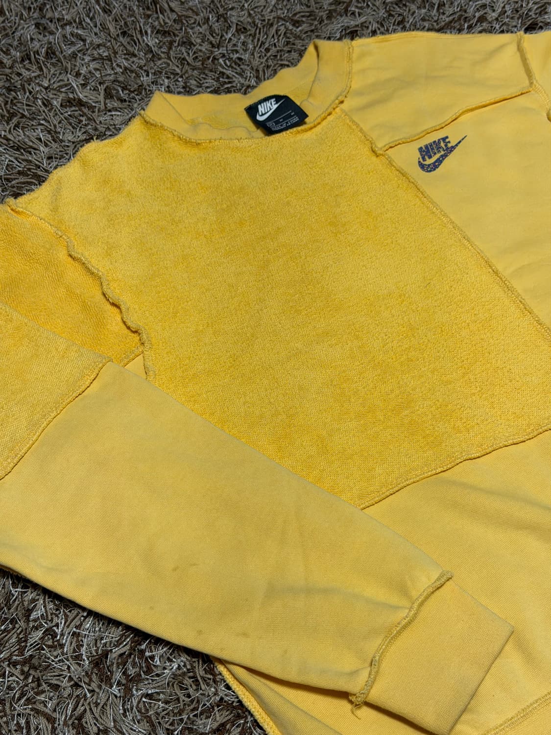 나이키 옐로우 맨투맨 티셔츠 상품이미지3