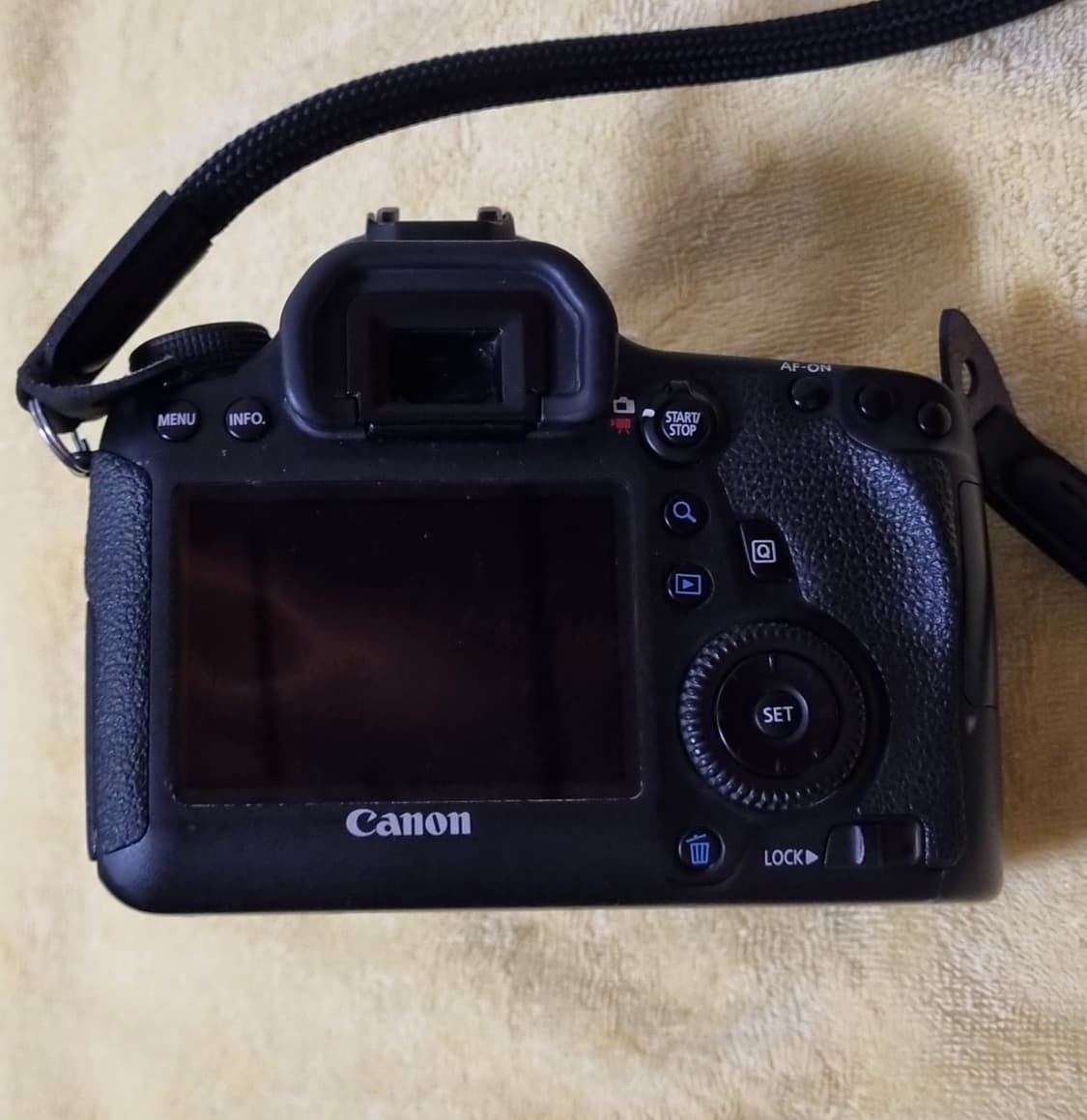 캐논 디지털 카메라 EOS 6D + 50mm 1.8 렌즈 팝니다. 상품이미지6