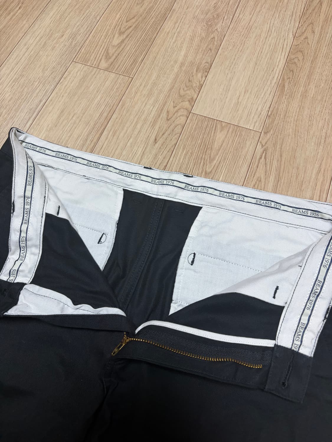 빔즈 치노 쇼츠 상품이미지3