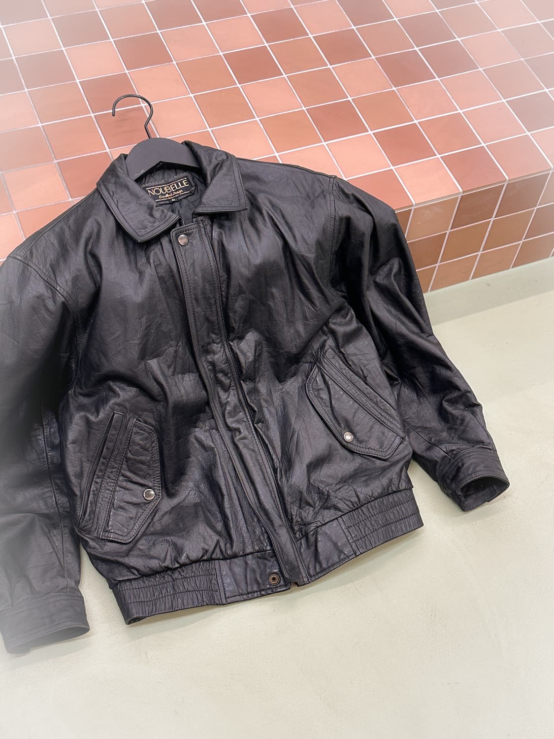 black leather bomber jacket 상품이미지2