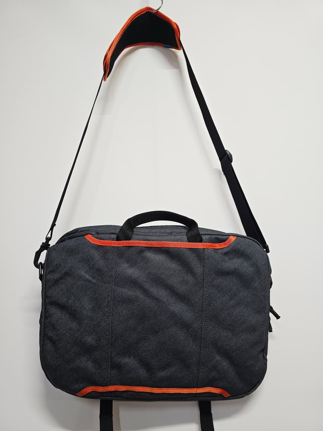 팀벅2 메신저백 블랙/오렌지 상품이미지5