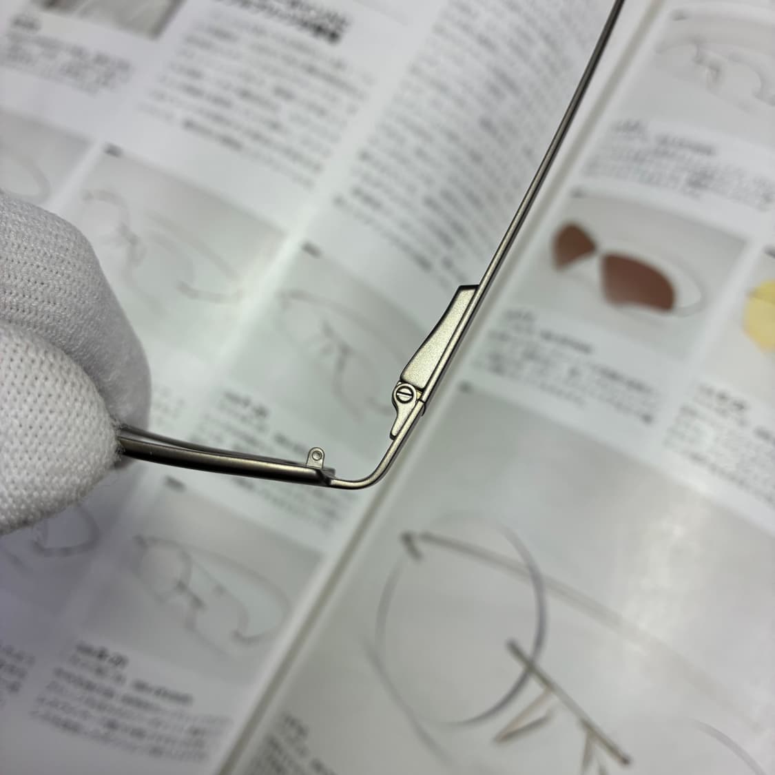 l.a. EYEWORKS 엘에이 아이웍스 티타늄 실버 안경 상품이미지4