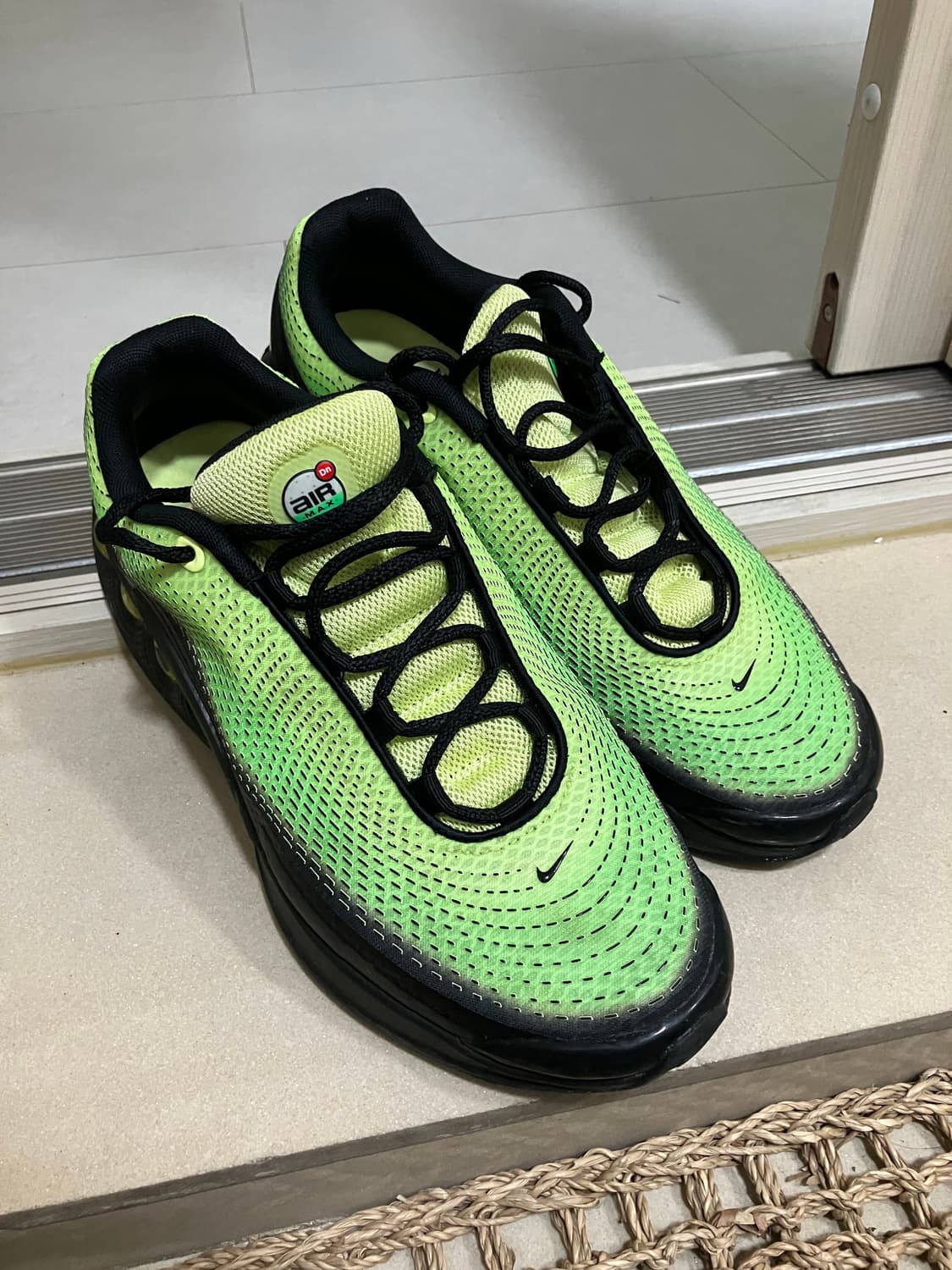 나이키 에어맥스 DN 형광 265 상품이미지1