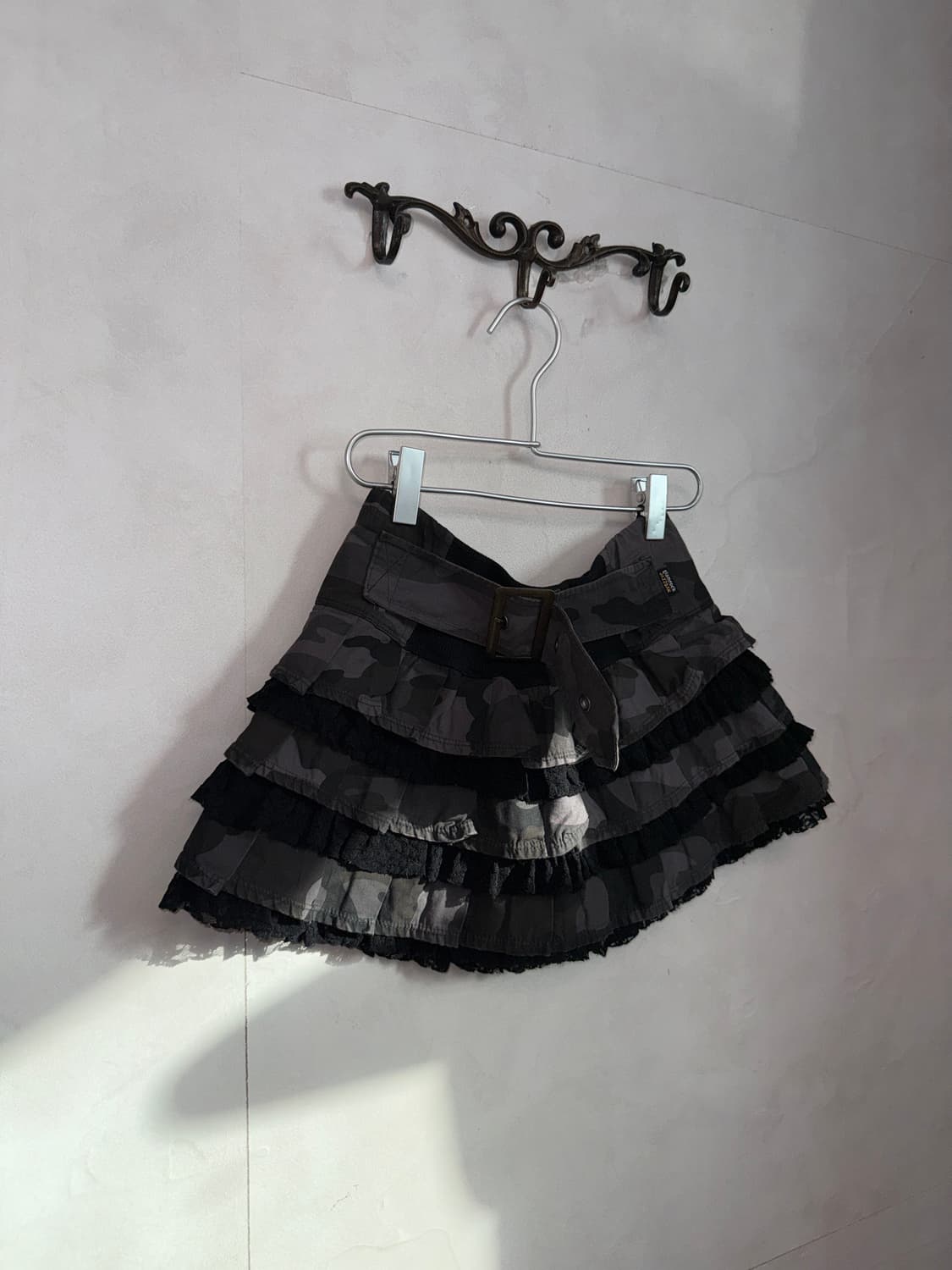 Charcoal camouflage belted lace skirt 상품이미지2