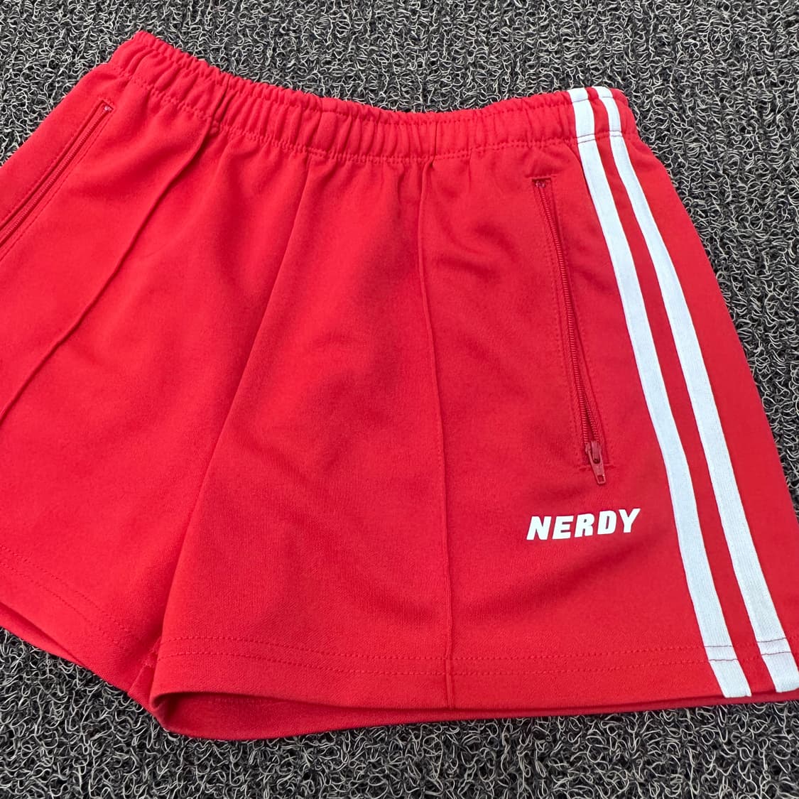 NERDY 널디 여성 반바지 운동복 레드 M 상품이미지2