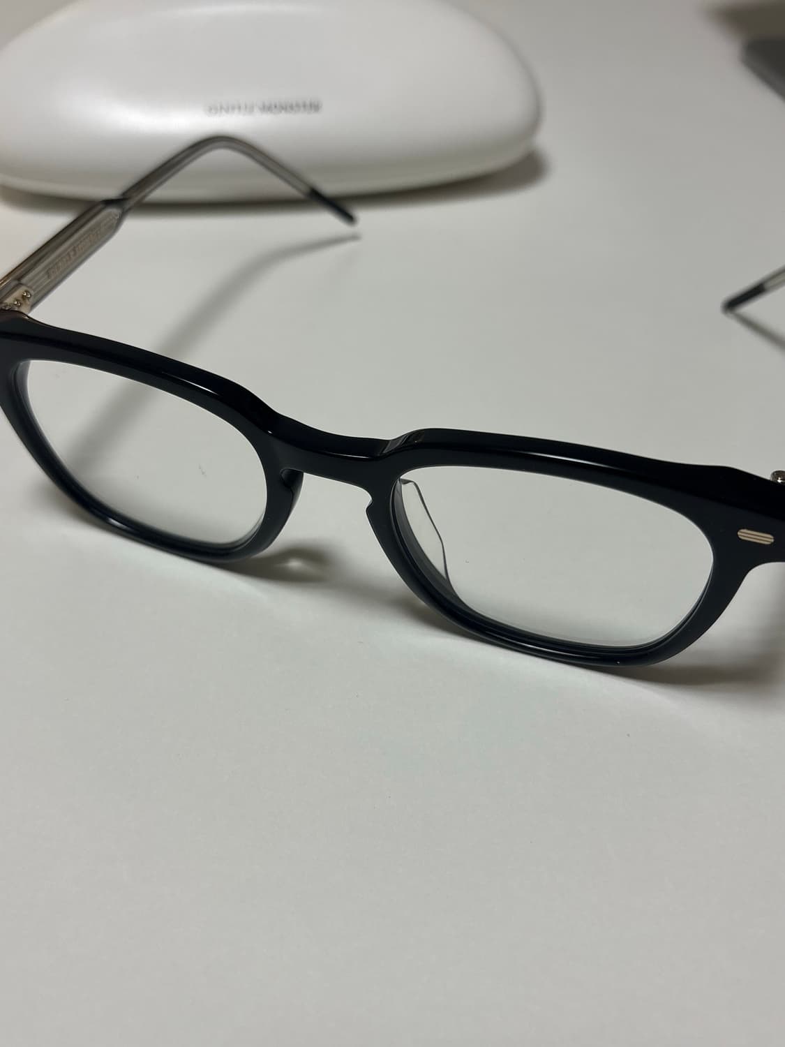 젠틀몬스터 쿠보 01 블랙 상품이미지6