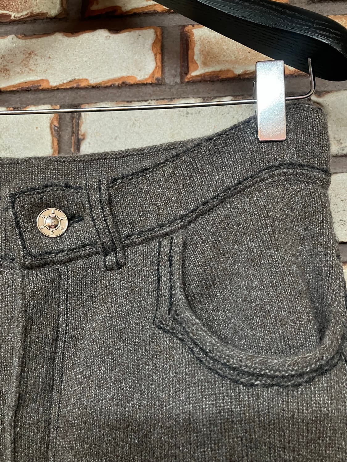 BARRIE 베리 - 캐시미어 플레어 팬츠 상품이미지3