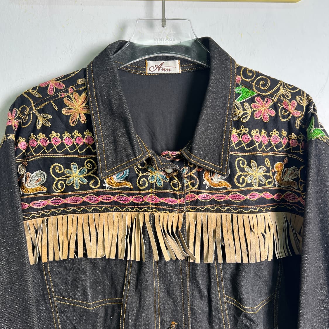 Ann 빈티지 프린지 자수 흑청 데님 크롭 자켓  상품이미지4