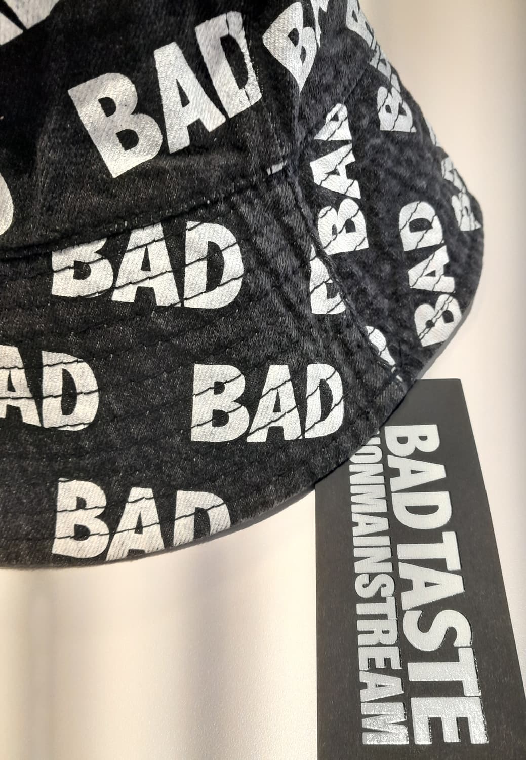 💥(새상품) 배드테이스트 리버시블 버킷햇 (블랙)  상품이미지6