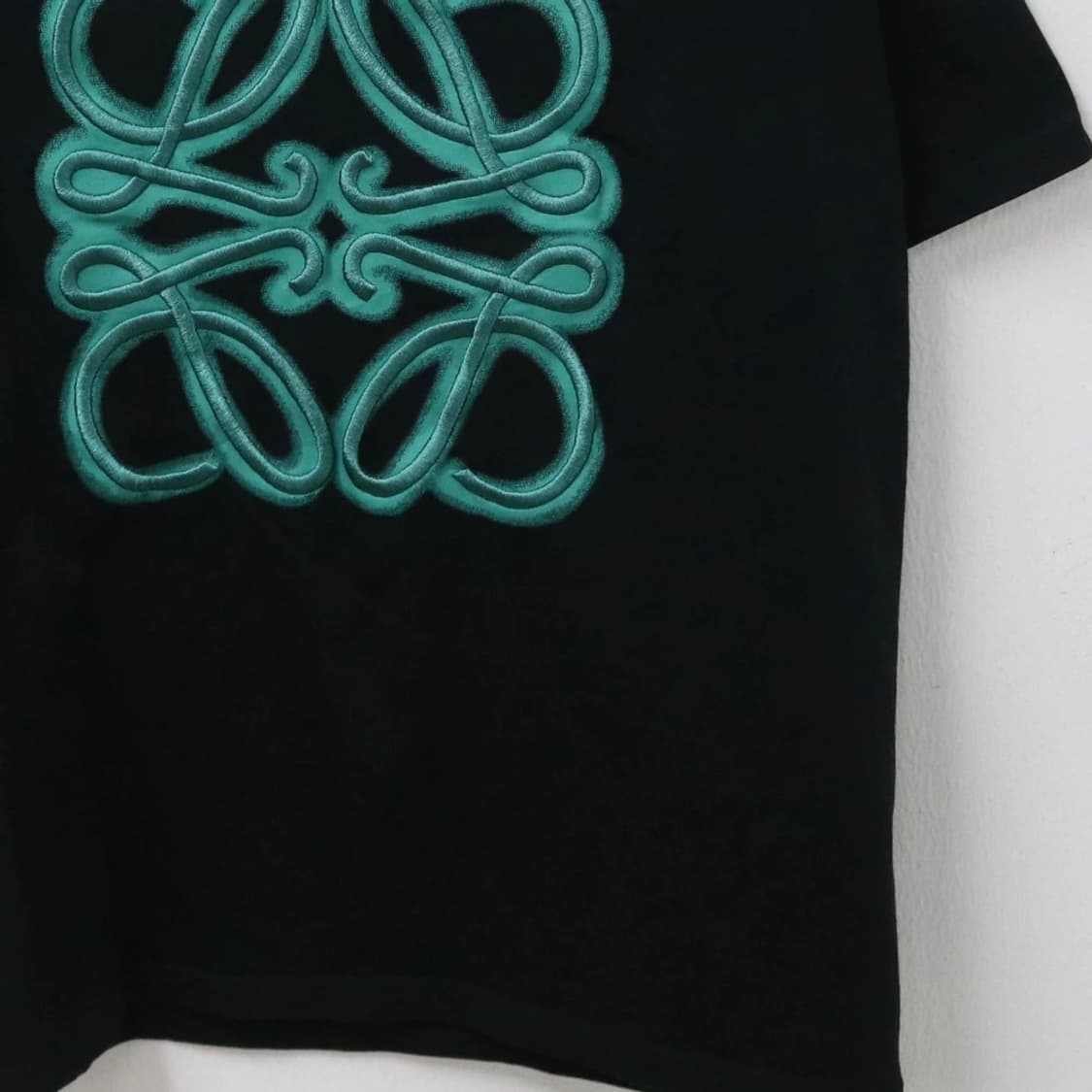 로에베 자수 로고 반팔 티셔츠 66377 상품이미지4