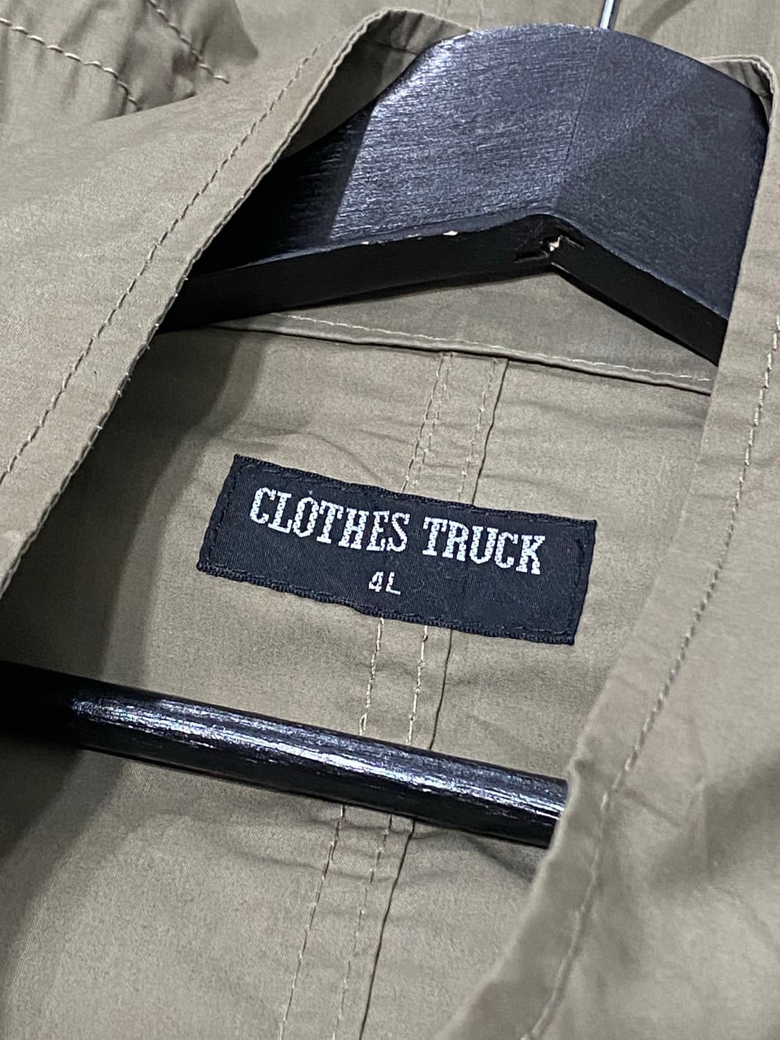 Clothes truck 버튼 포켓 디테일 반하이넥 자켓 상품이미지6