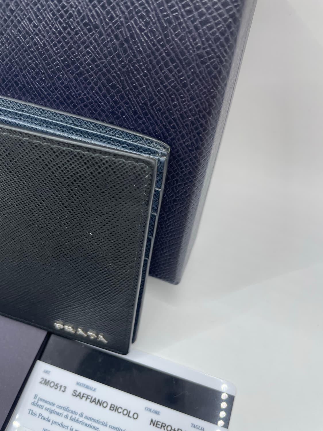프라다 2MO513 레더 반지갑 블랙 상품이미지4