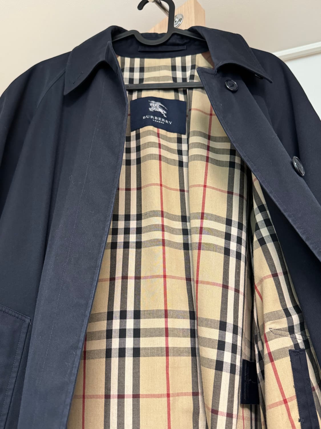 버버리 빈티지 블랙 트렌치 코트  상품이미지4