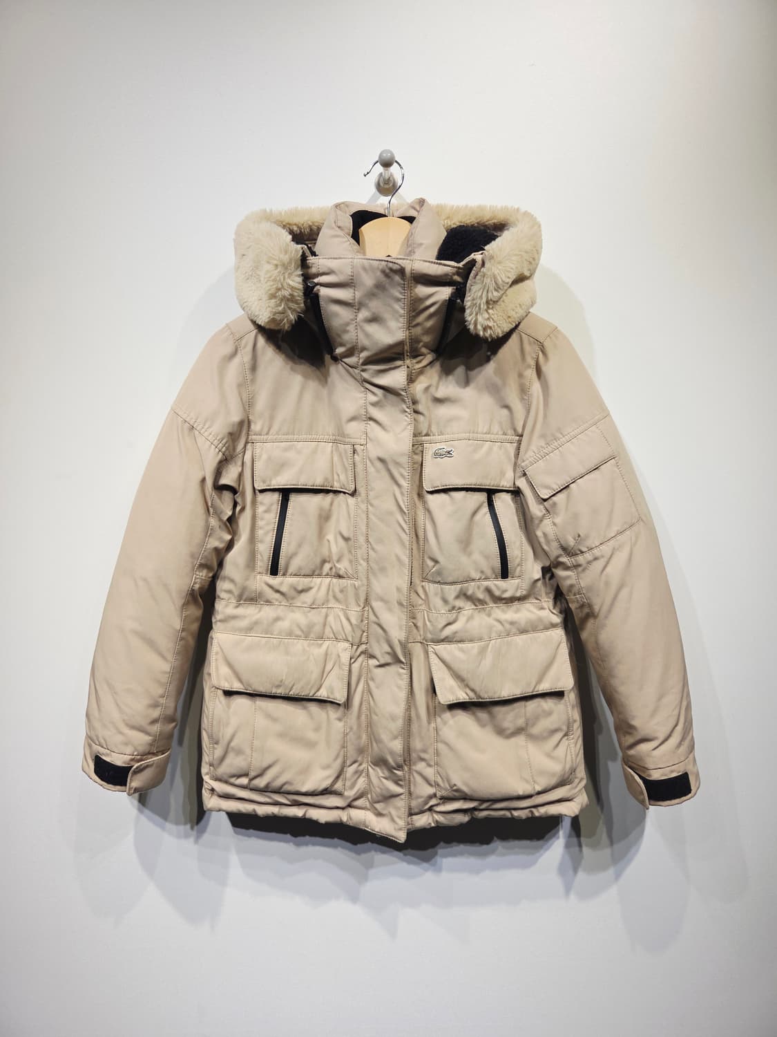 라코스테(LACOSTE) 베이지 덕다운 패딩 야상 자켓 상품이미지2