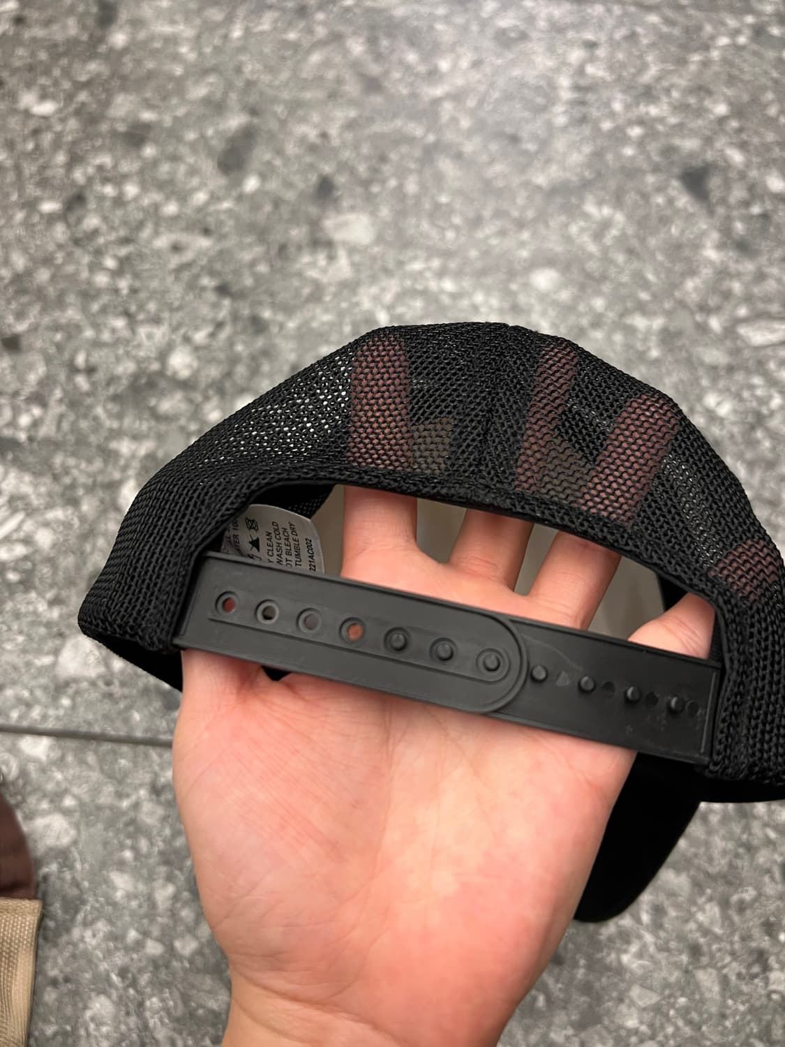 더오픈프로덕트 그래피티 메쉬 캡 처분  상품이미지2