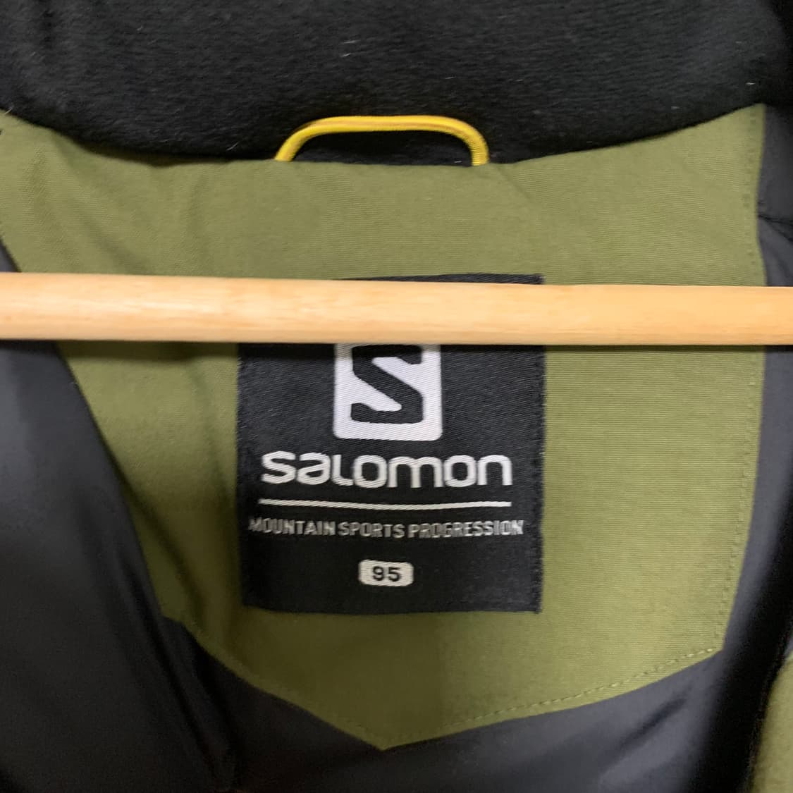 살로몬 퍼 후드 패딩 점퍼 카키 00s 2010 y2k 빈티지 상품이미지7