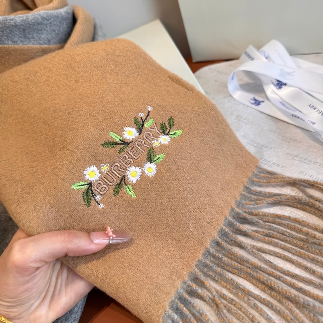 버버리숙녀 리버서블 스카프100% 램스울 상품이미지6