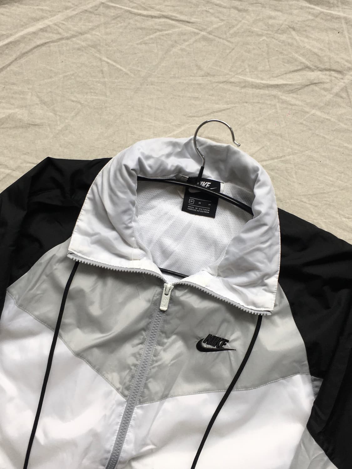 나이키 백스우시 바람막이 상품이미지5