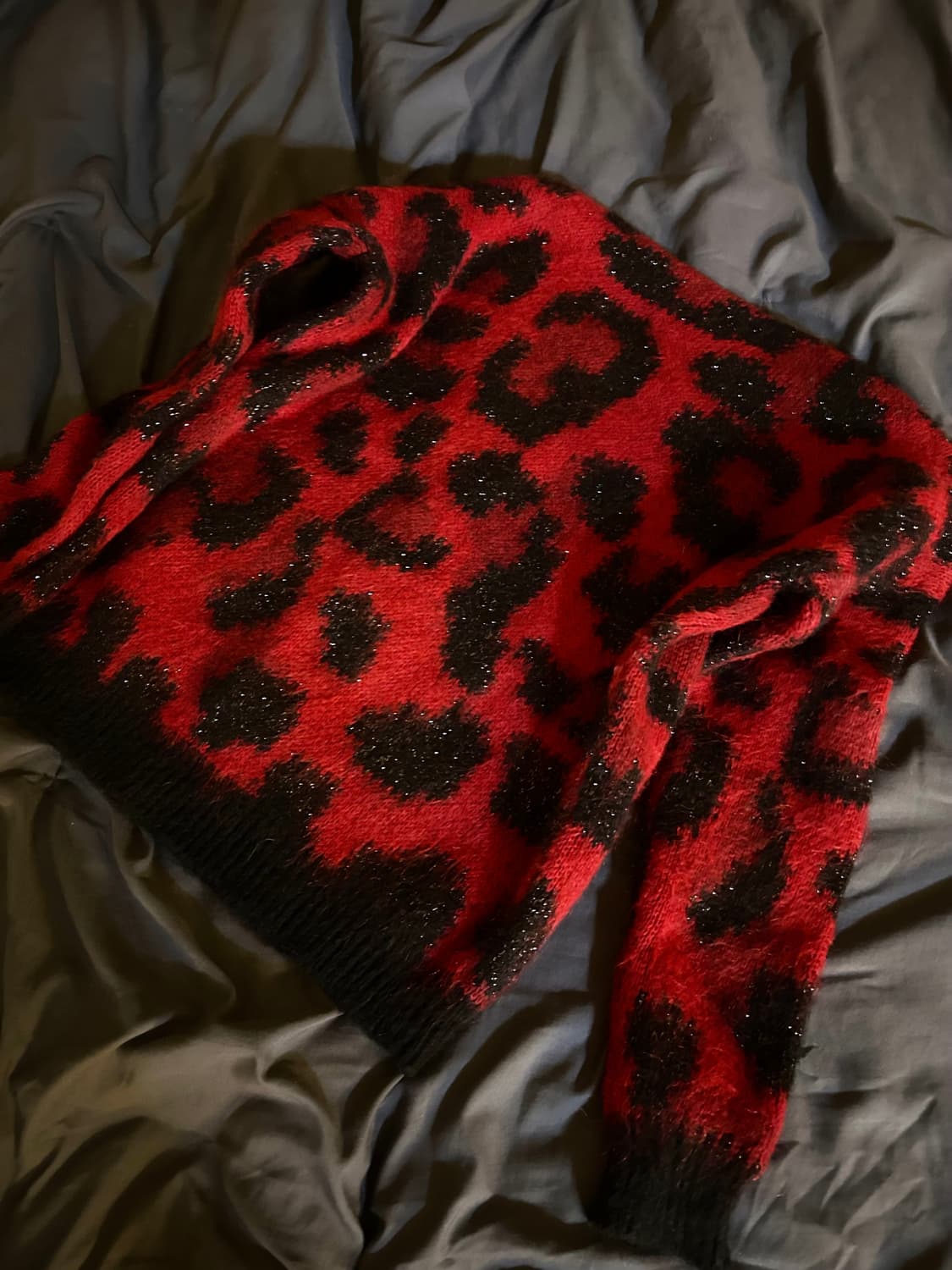 Leopard Pattern Glitter Detail knit 상품이미지3