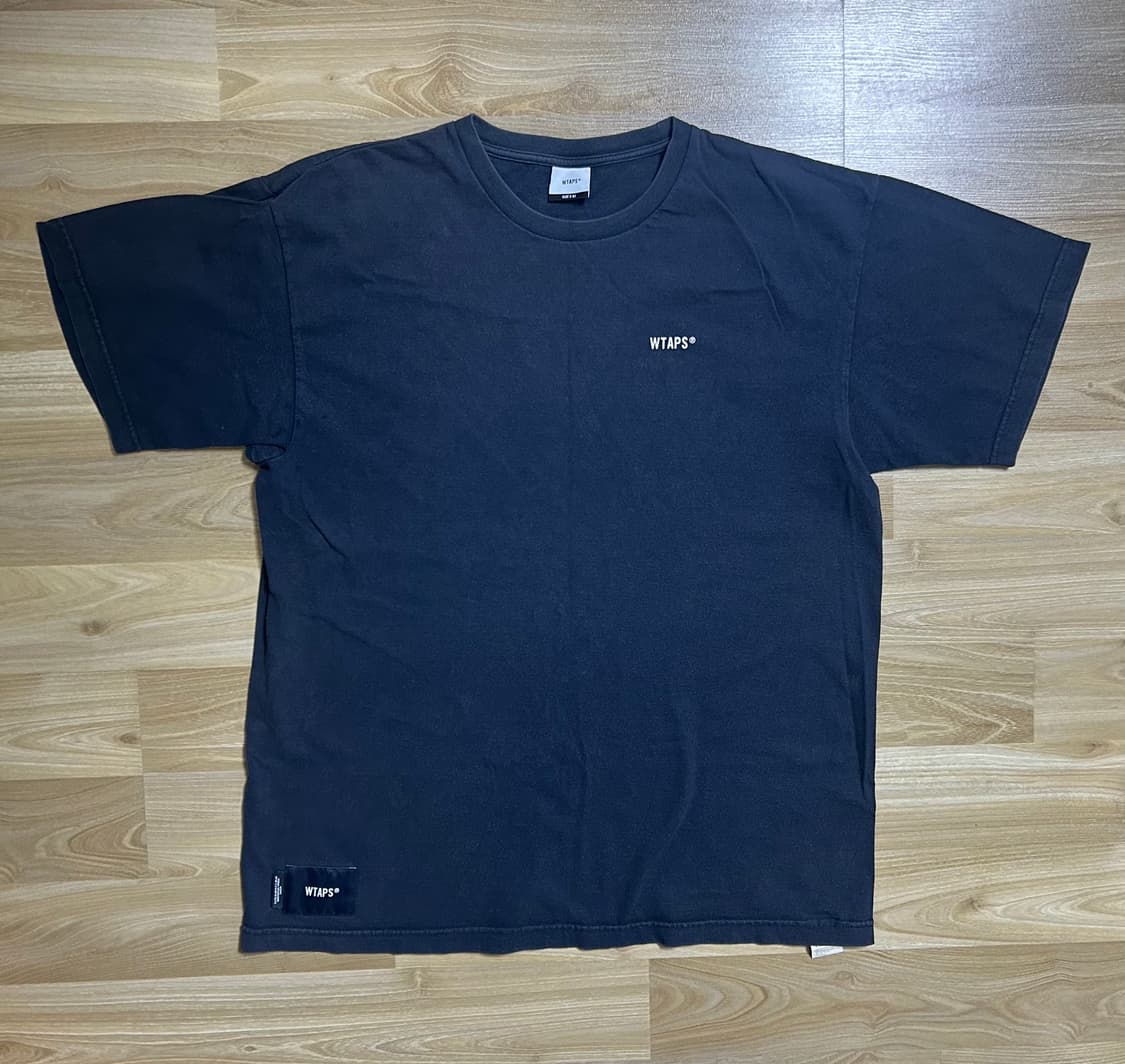 더블탭스 검정 반팔티 (size 02) 상품이미지2