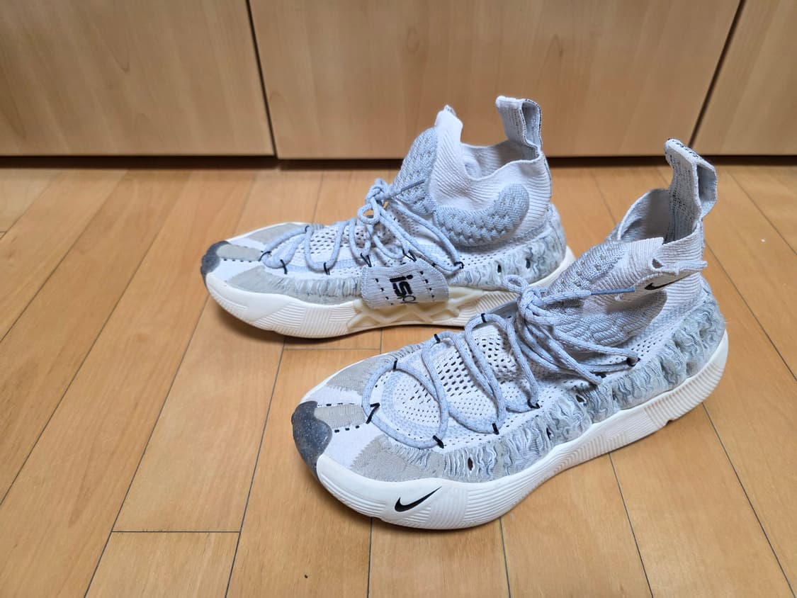 나이키 ISPA 센스 플라이니트 팬텀 260 상품이미지3