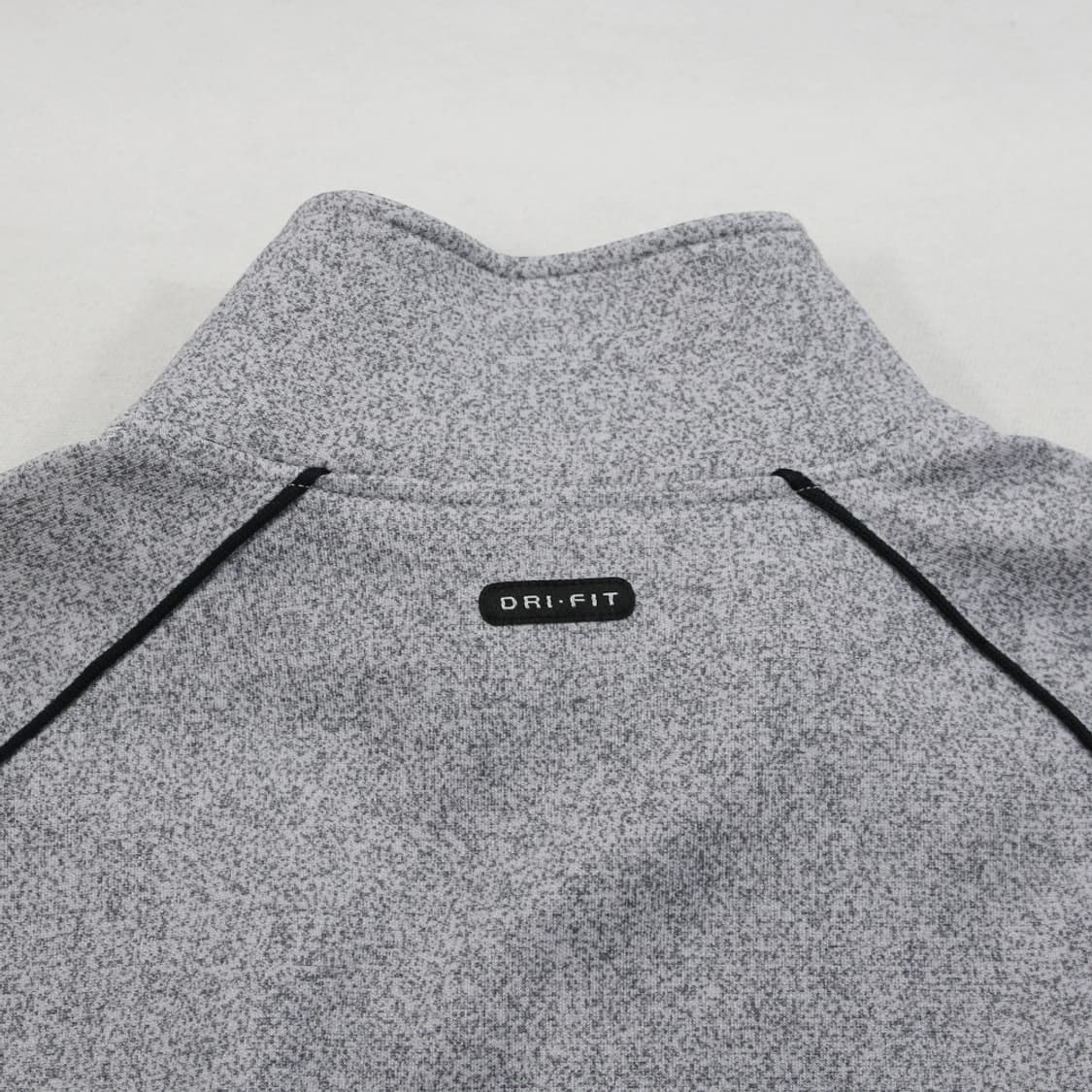 (착용컷) 나이키 올드스쿨 트랙 자켓 (남성용 100) 상품이미지9