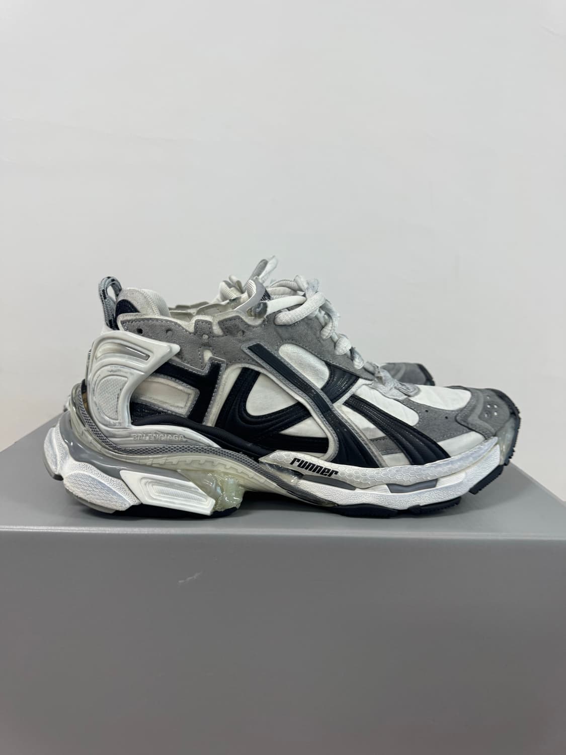 발렌시아가  러너 블랙 그레이 스니커즈 42 사이즈 상품이미지5