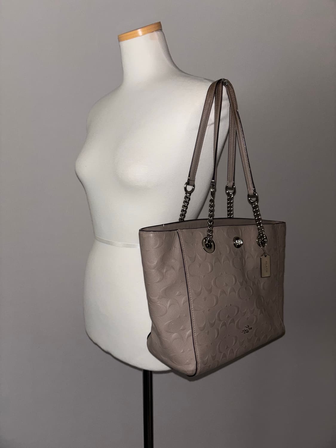 Coach Ivory Gray shoulder bag 상품이미지3