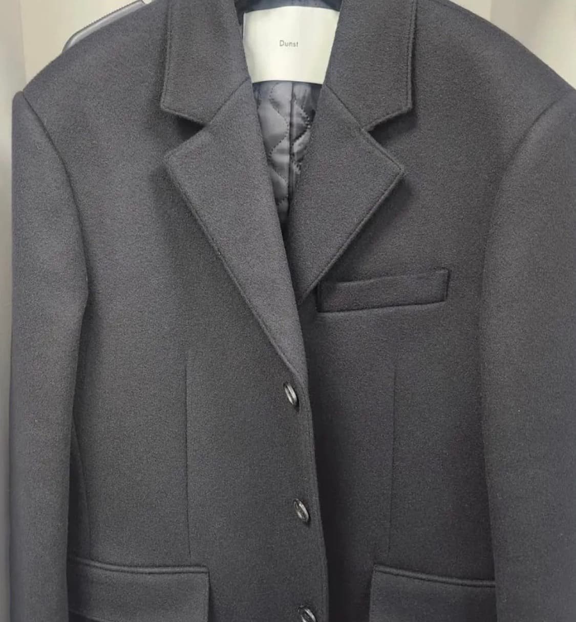 던스트 dunst 3버튼 캐시미어 자켓 팝니다.(블랙/xs)  상품이미지4