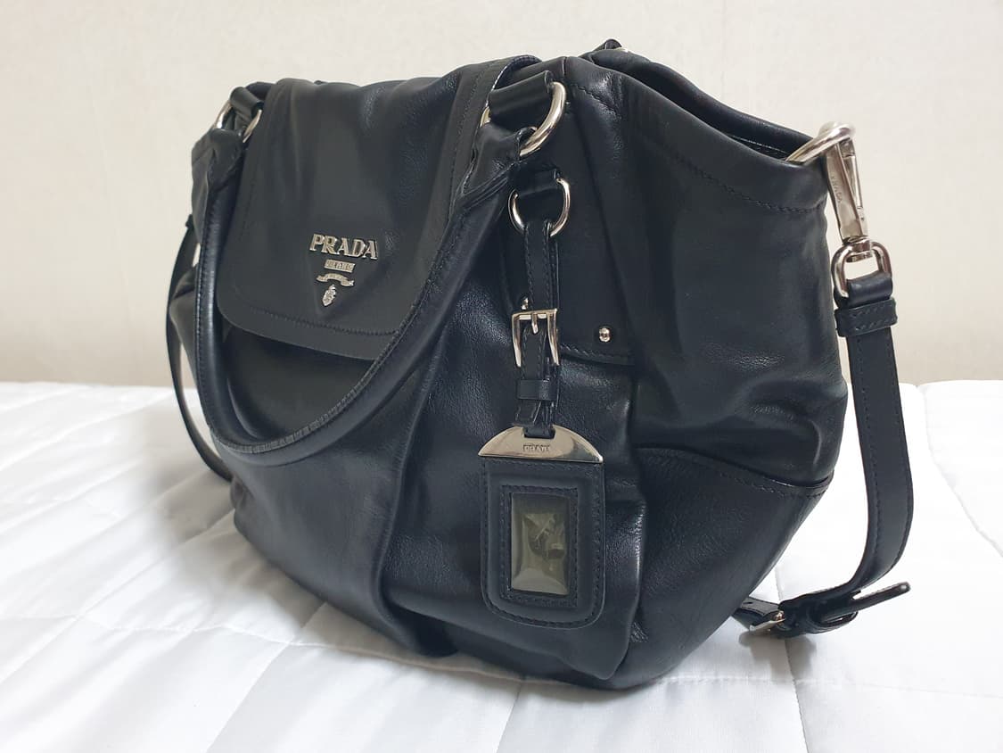 프라다(Prada) 소프트 카프 BN1628 블랙 토트백 상품이미지2