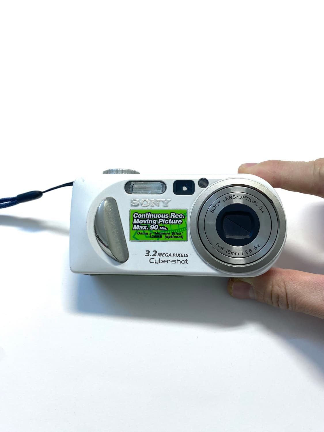 소니 사이버샷 DSC-P8 디지털 카메라 상품이미지1