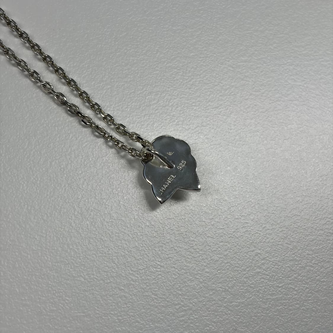 샤넬 까멜리아 목걸이(silver925) 상품이미지4