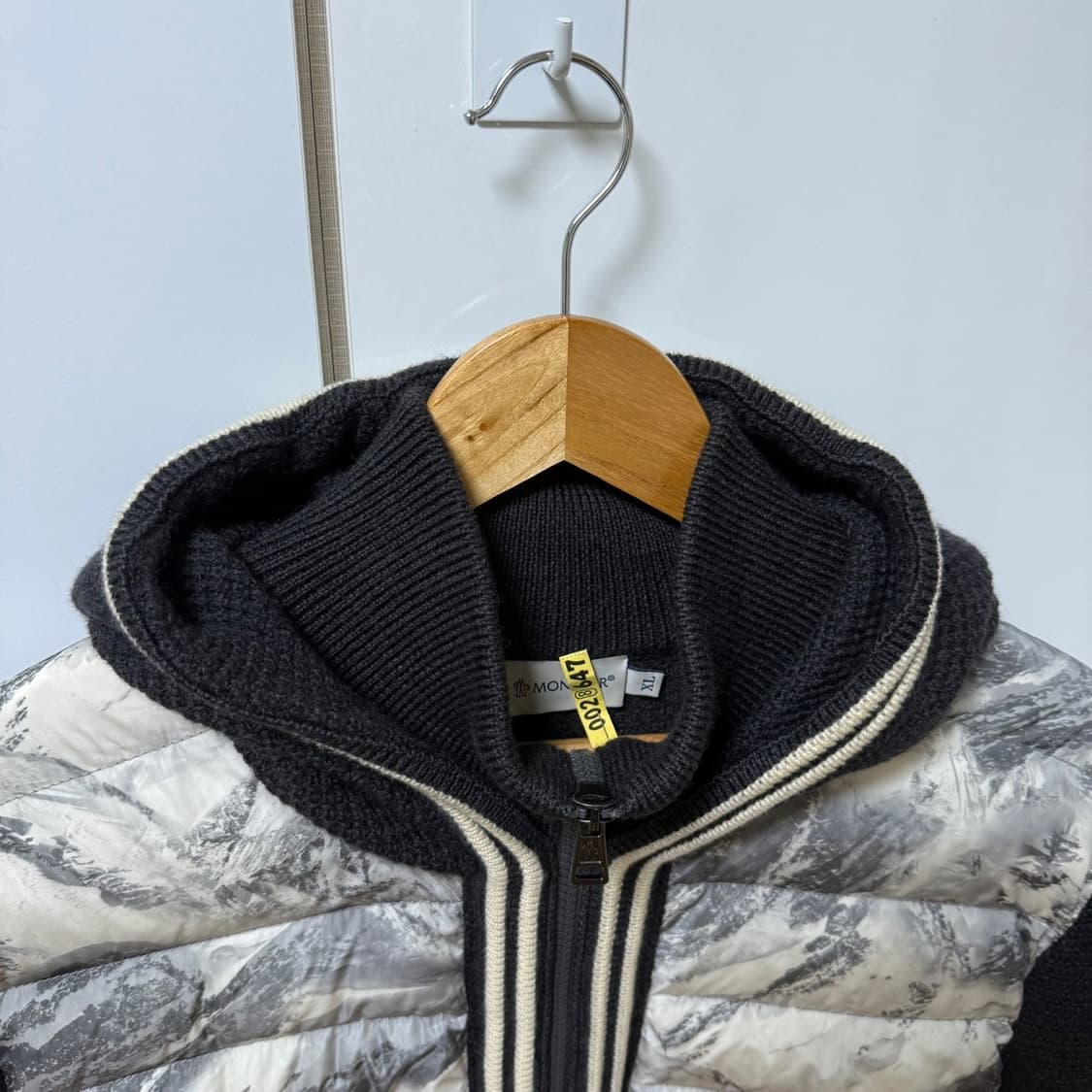 [XL]몽클레어 카모 후드 니트패딩 상품이미지3