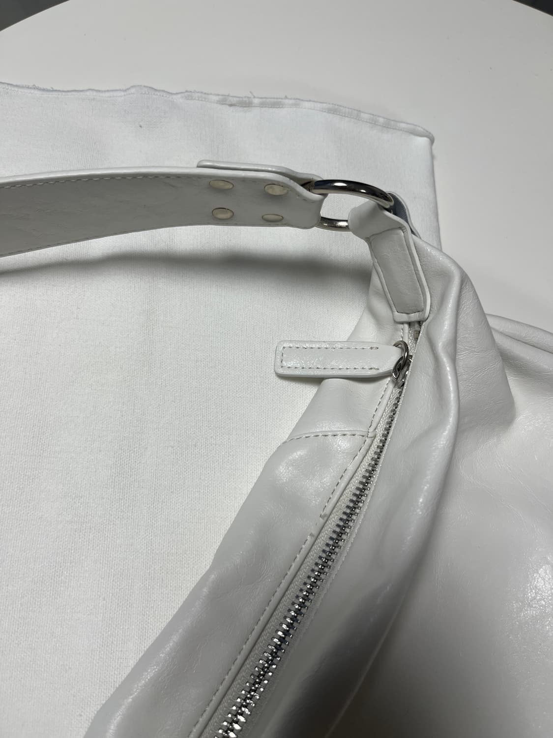 여밈 half moon bag (cream) 상품이미지5