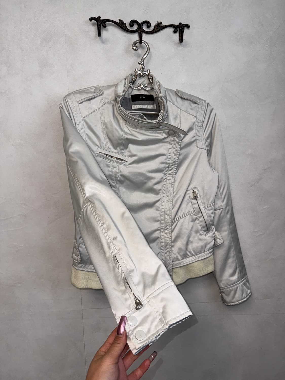 SYSTEM white satin two ways buckle jk 상품이미지2