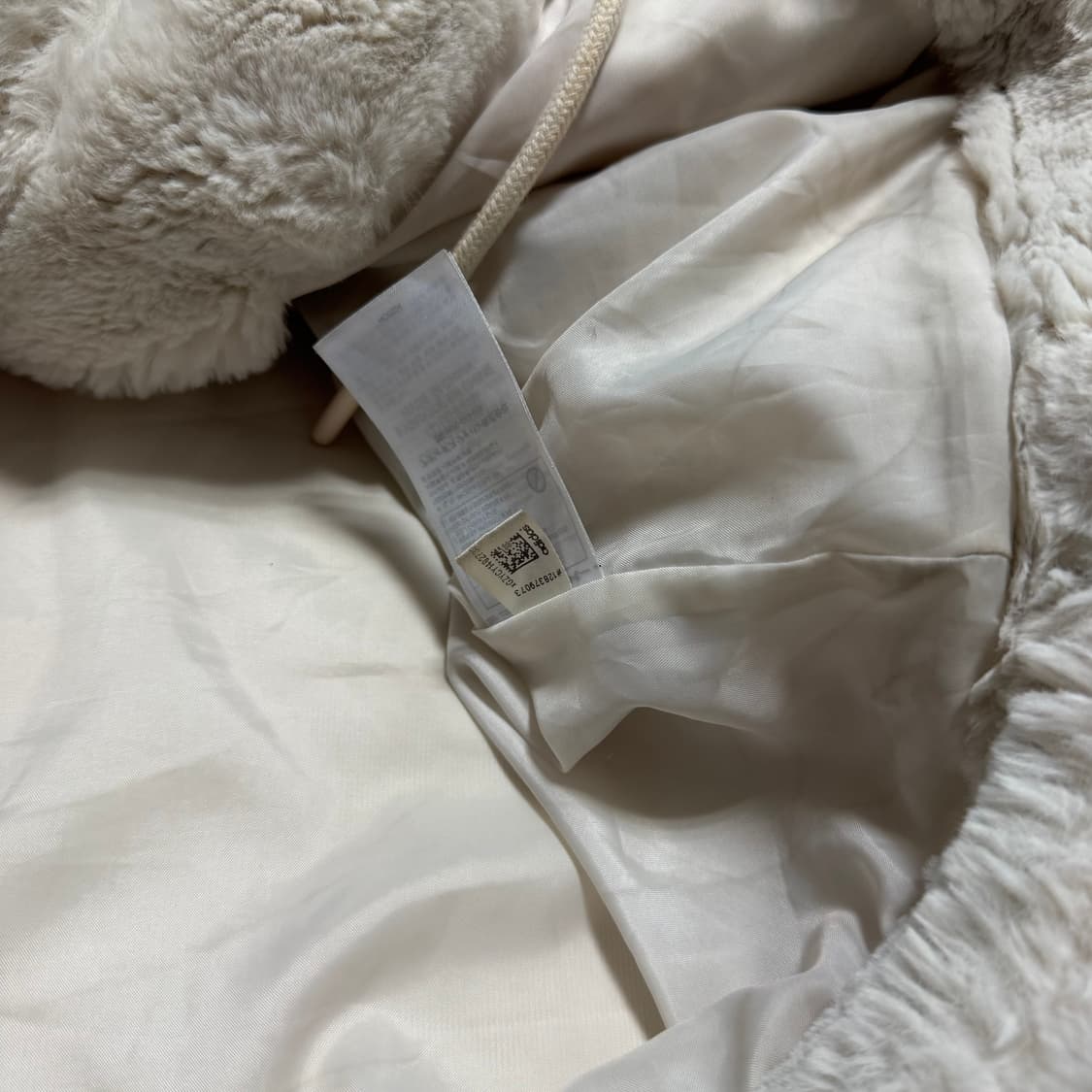 아디다스 빅로고 퍼자켓 상품이미지5
