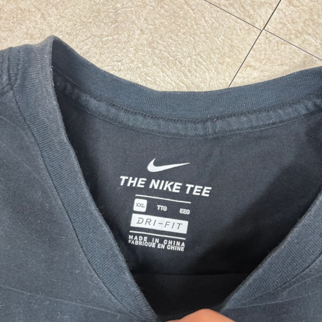나이키 드라이핏 러닝 월드와이드 반팔티 상품이미지3