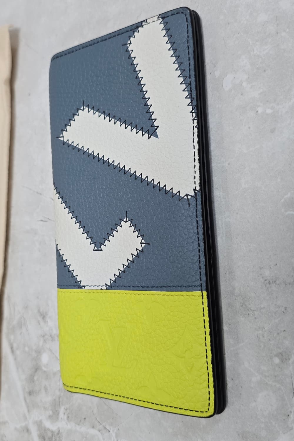 루이비통 브라짜 토뤼옹 모노그램 장지갑 판매 상품이미지3