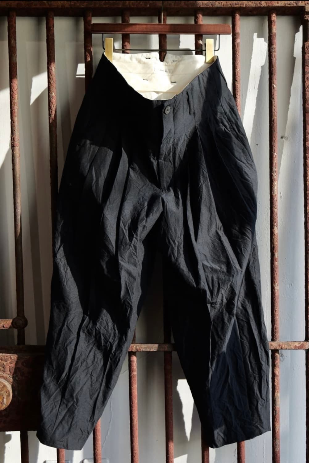 Calmlence triple pleats wide tapered 3 상품이미지3