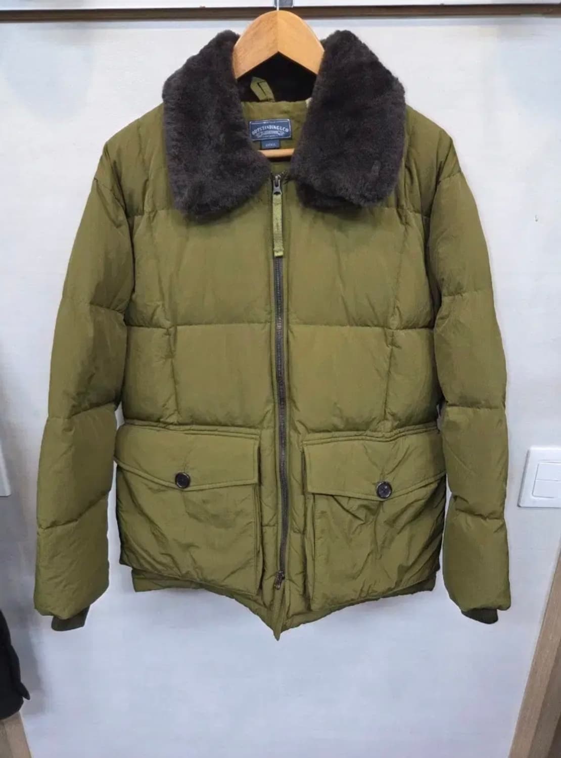 아웃스탠딩 무톤 구스다운 파카 s 상태 최고 상품이미지4