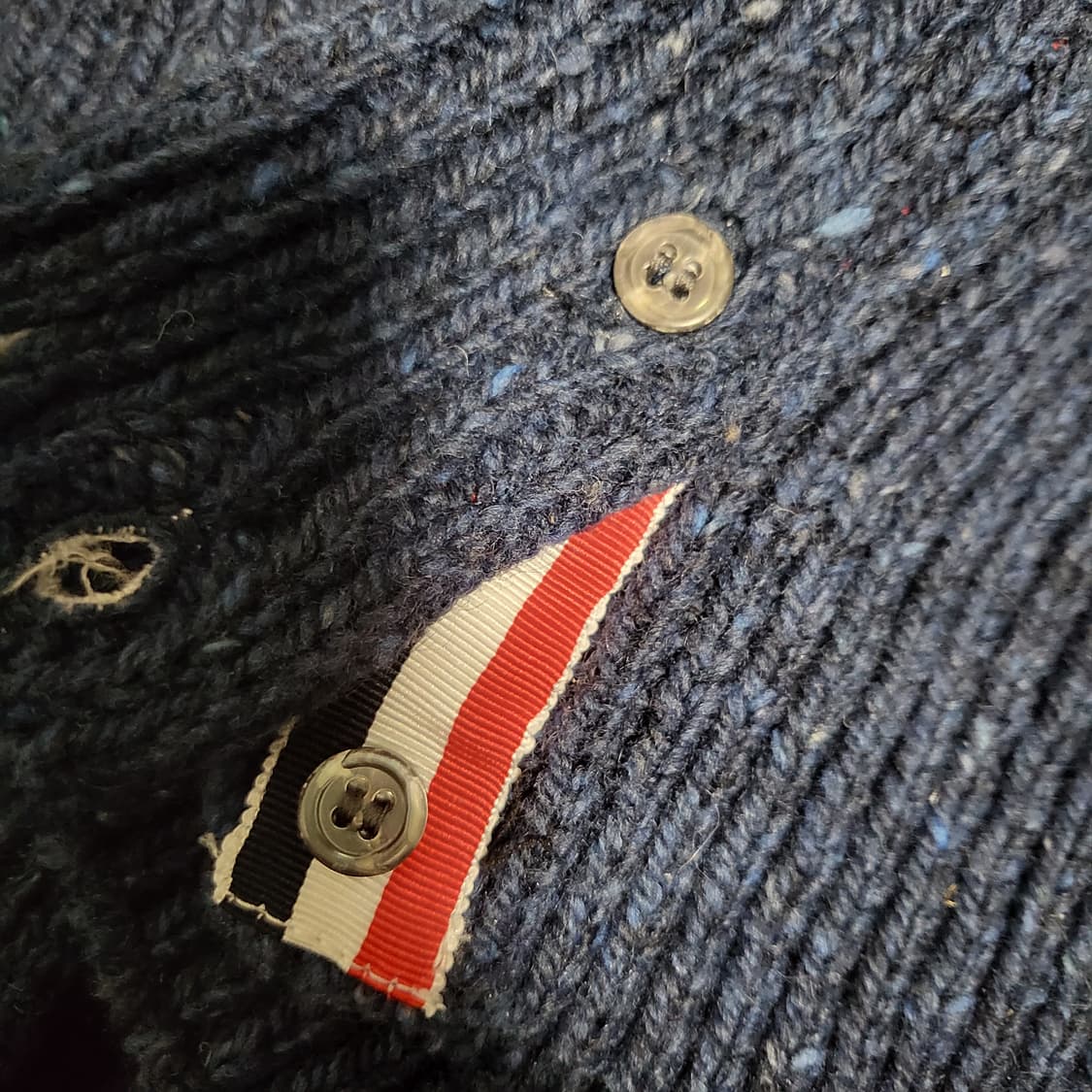 [신형] 2 / 톰브라운 사선완장 도네갈 케이블 니트 상품이미지7