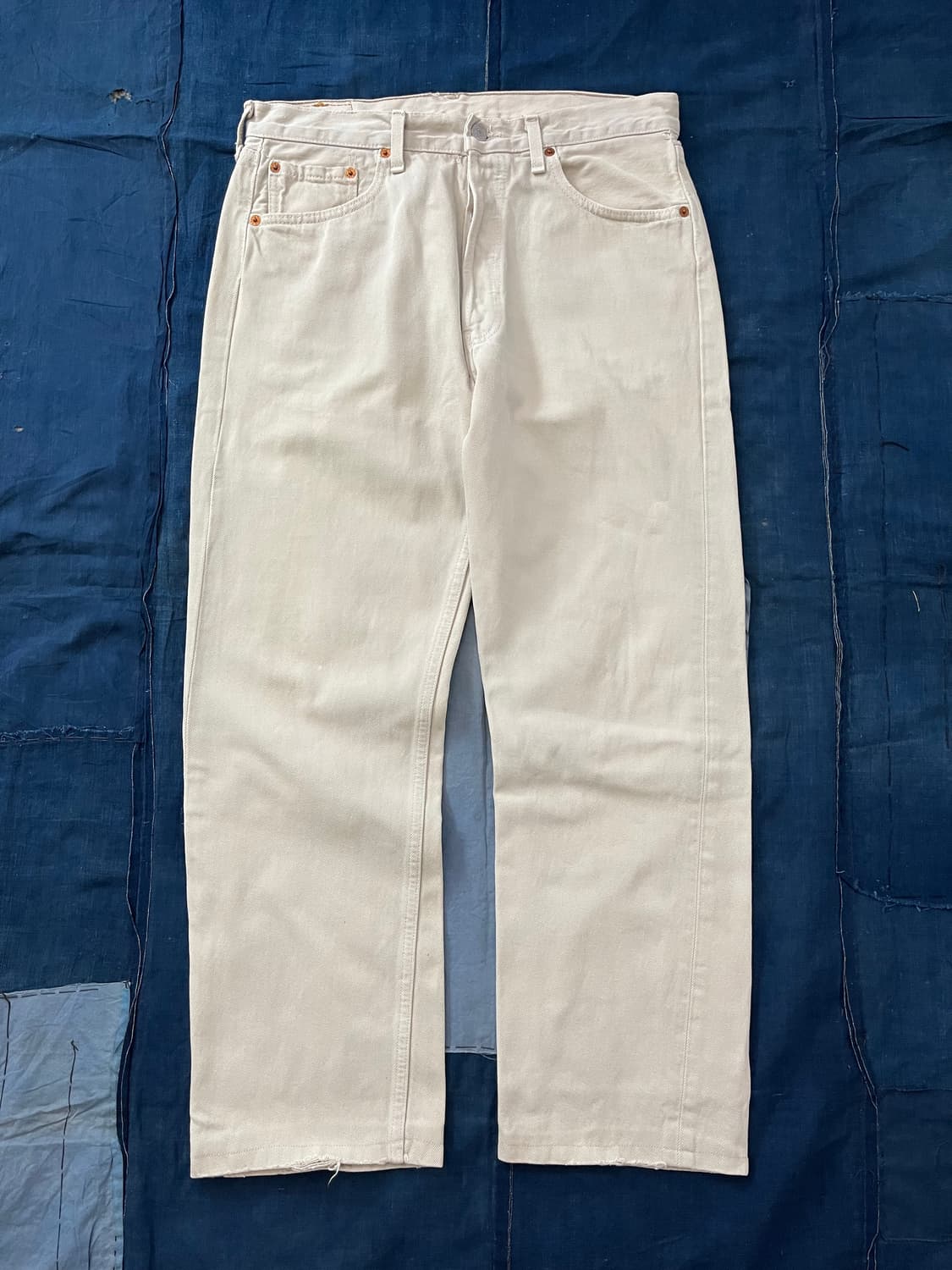 빈티지 프랑스제 리바이스 501 데님 팬츠 베이지 상품이미지2