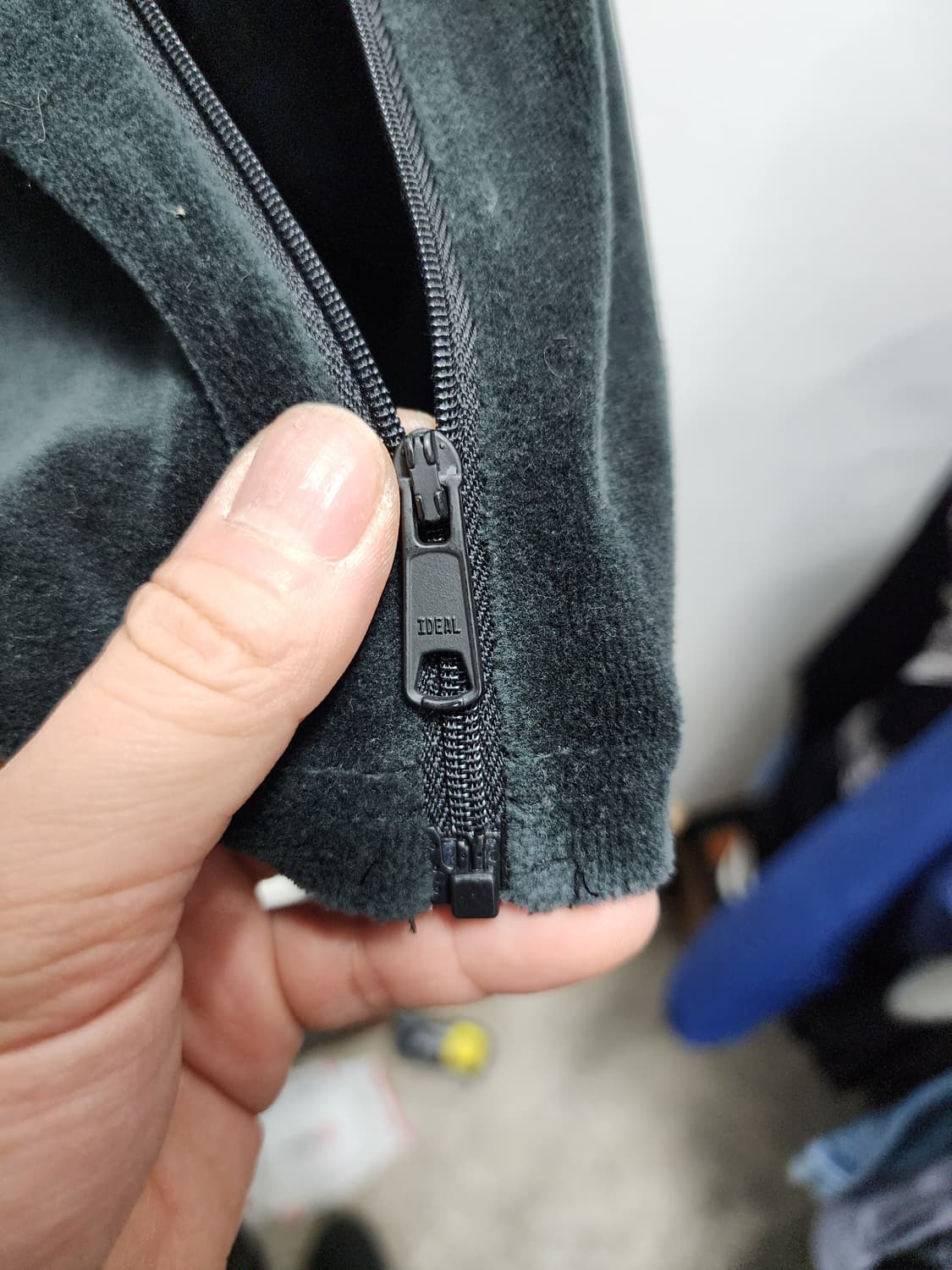 폴로 랄프로렌 벨벳 헨리넥 집업 상품이미지3