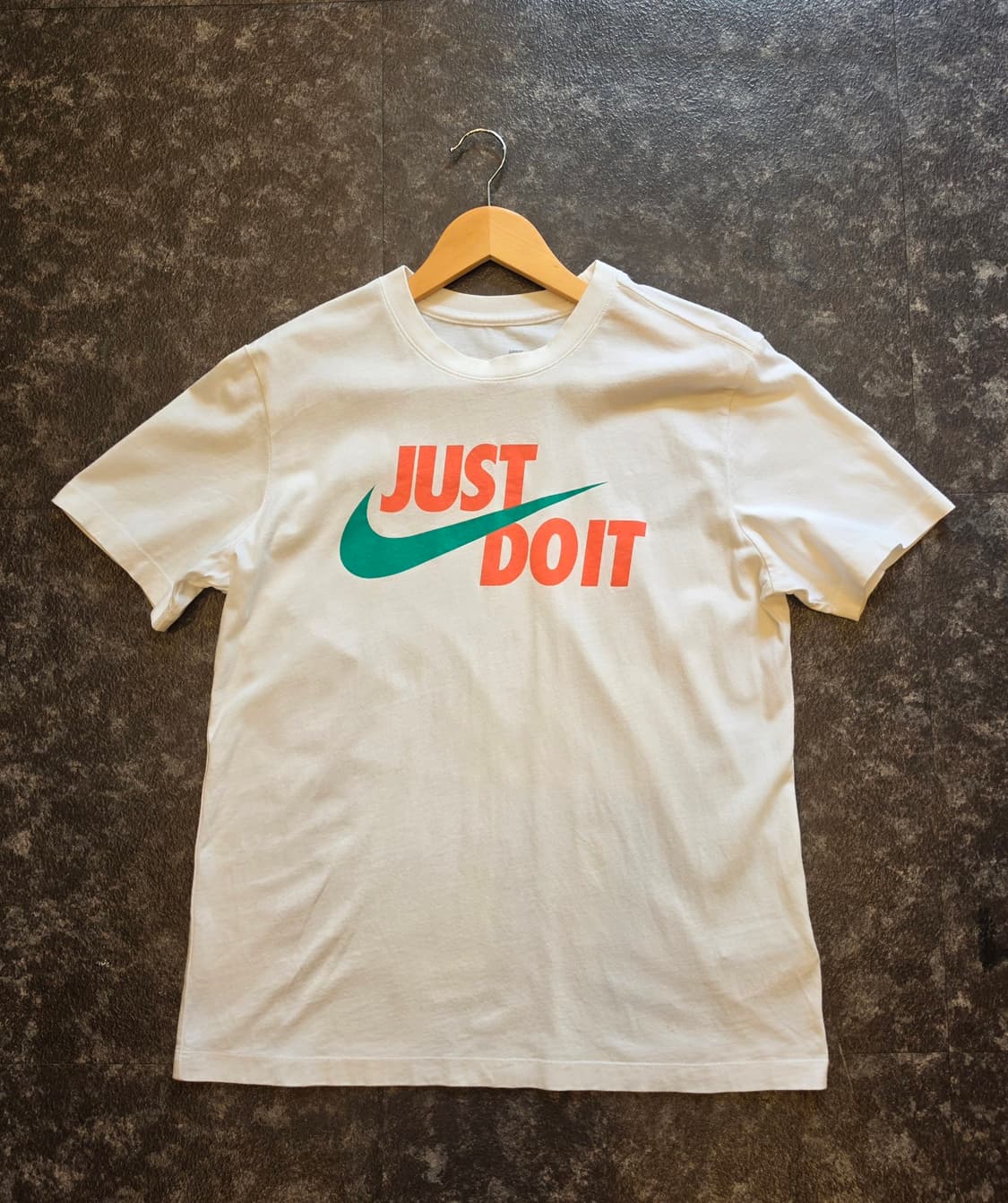 나이키 JUST DO IT 스우시 반팔티  상품이미지1